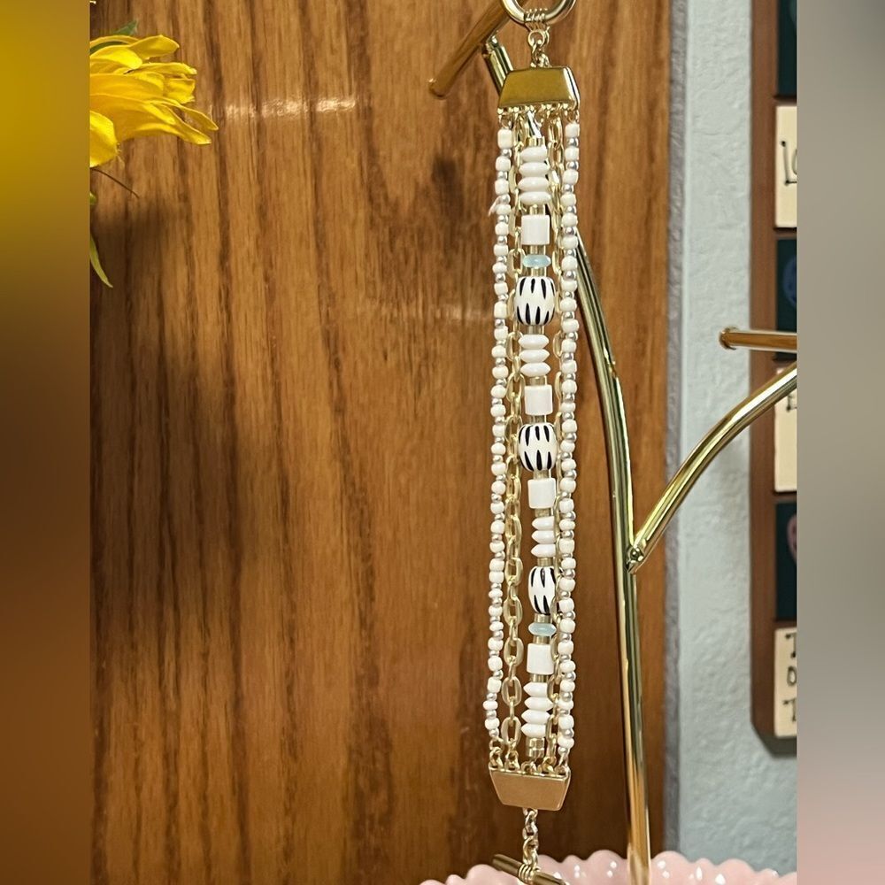 Lucky Brand Gold and White Crystal Bracelet NWOT #LBBR1